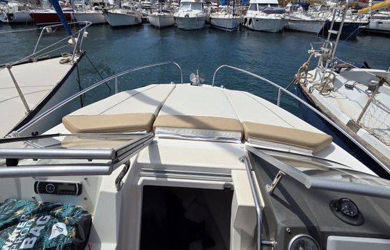 Motorboat Bayliner 642 CUDDY 135hp