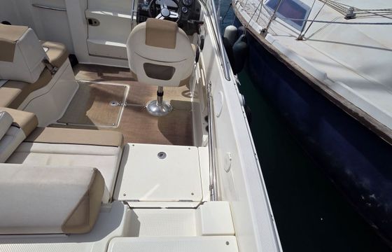 Motorboat Bayliner 642 CUDDY 135hp