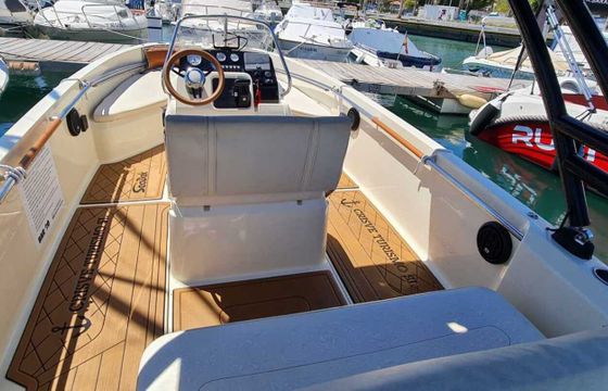 Motorboat Invictus 190 115hp