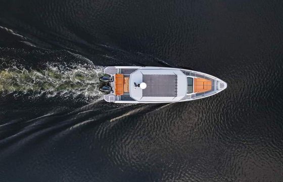 Motorboat Saxdor GTO 320 600hp