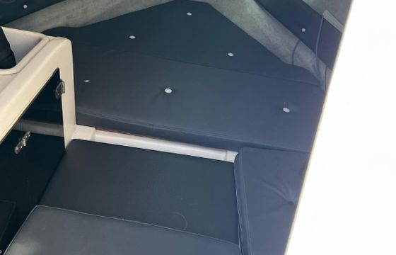 Motorboat Saver Manta 620 cabine 150hp