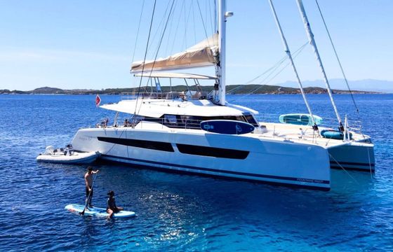 Catamaran Fountaine Pajot Alegria 67 20.36m