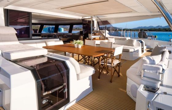 Catamaran Fountaine Pajot Alegria 67 20.36m