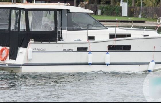Motorboat Delphia Nautika Soley 40hp