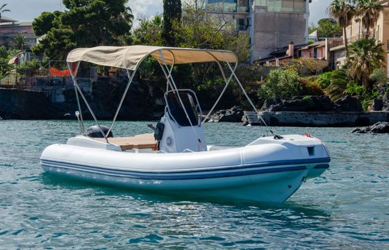 Boat without licence Gem Gommone 6.50 m senza patente 40hp