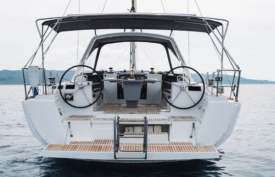 Sailboat Oceanis 45 13m