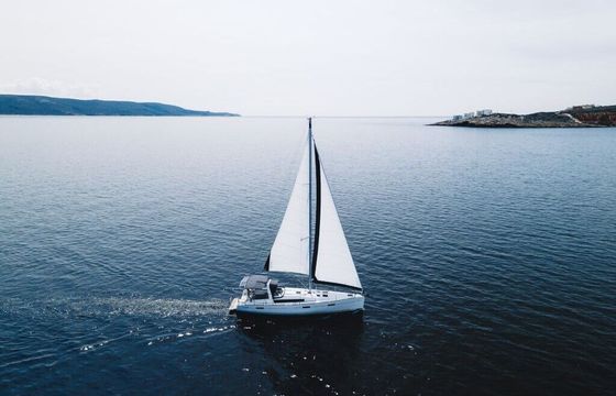 Sailboat Oceanis 45 13m