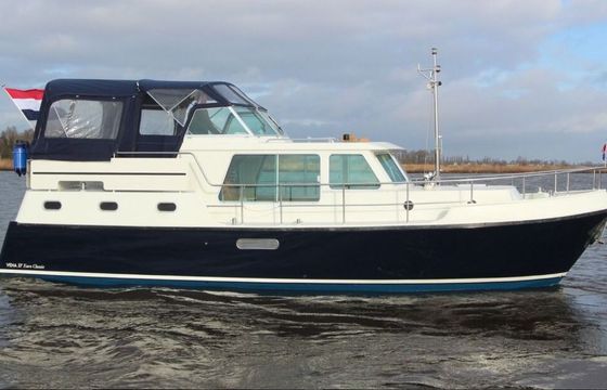 Houseboat Veha Euroclassic 145hp