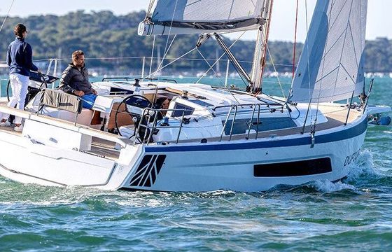 Sailboat Dufour Yachts Dufour 37 - 3 cab. 10m