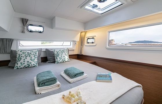 Catamaran Lagoon 42 12.79m