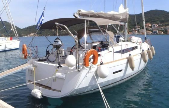 Sailboat Jeanneau Sun Odyssey 409 12m