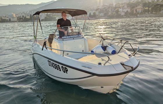 Motorboat Quicksilver Activ 555 Open 115hp