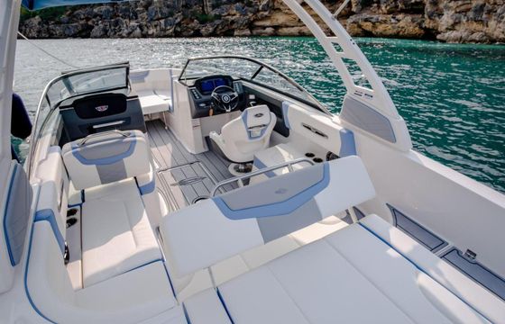 Motorboat Chaparral 247 SSX