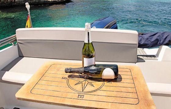 Boat without licence  Tour 3h Santa ponsa 15hp