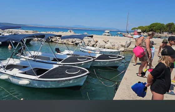 Boat without licence  Elan Pasara