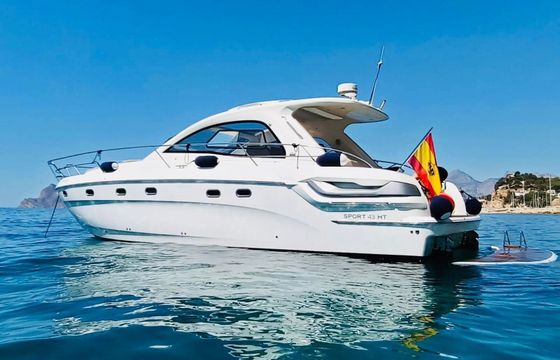 Motorboat Bavaria Bavaria 43 Sport 740hp