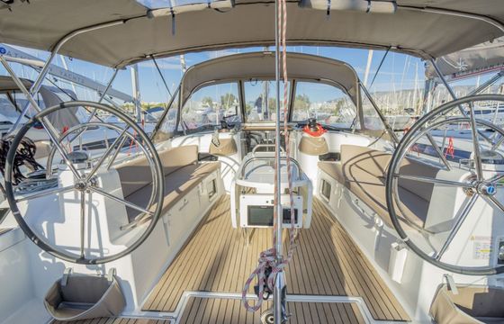Sailboat Jeanneau Sun Odyssey 519 15.38m