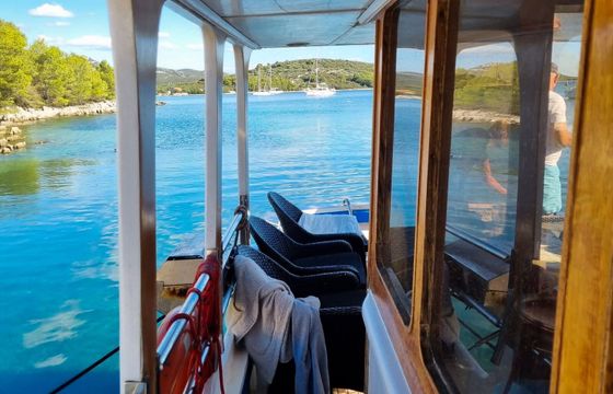 Motorboat True Boat Croatia Private Tours 300hp