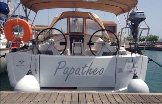 Sailboat Sun Odyssey 349 10m