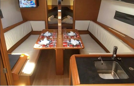 Sailboat Sun Odyssey 349 10m