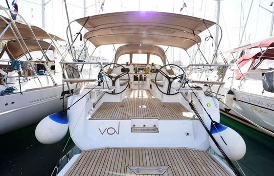 Sailboat Elan Impression 40 11m