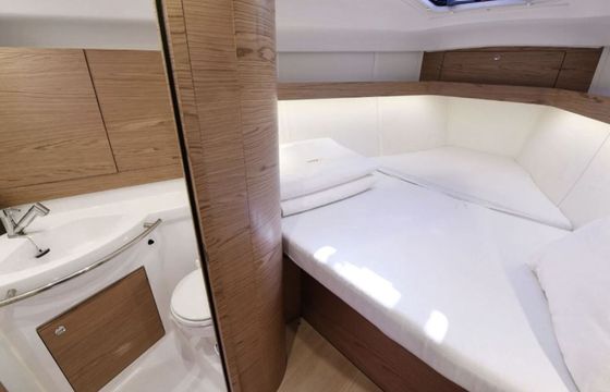 Sailboat Elan Impression 40 11m