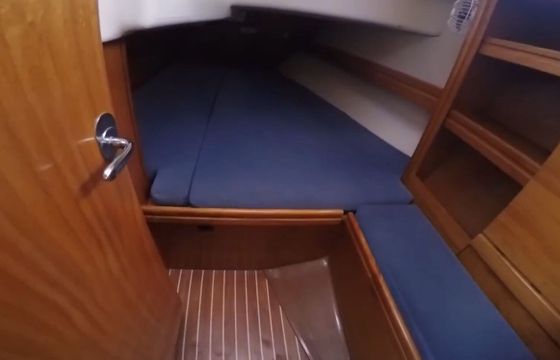 Sailboat Bavaria 37 11m
