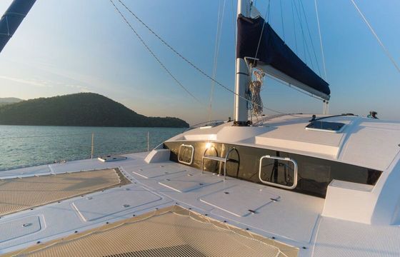 Catamaran Island Spirit Yachts Island Spirit 410 12.63m