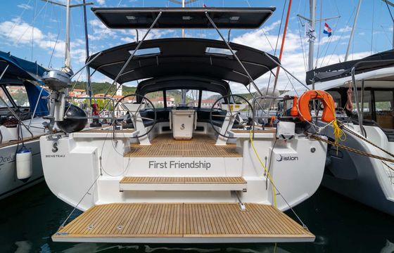Sailboat Bénéteau Oceanis 51.1 - 5 + 1 cab. 15m