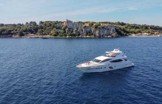 Motor yacht Integrity 93 1850hp