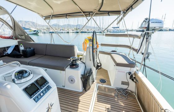 Sailboat Jeanneau Sun Odyssey 490 14.42m