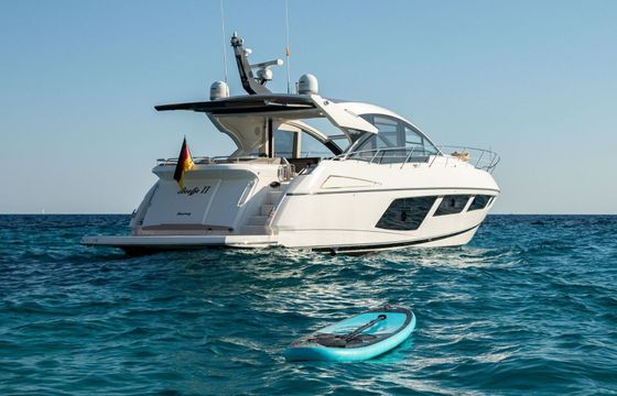 Motor yacht Sunseeker Predator 57 1800hp