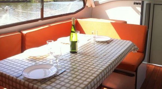 Houseboat Nicols Riviere 920