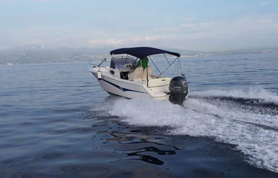 Motorboat ELAN 650 Cabin 150hp