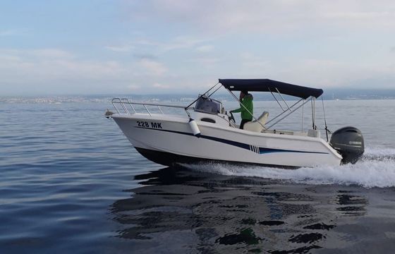 Motorboat ELAN 650 Cabin 150hp