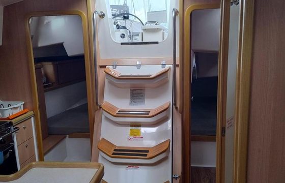 Sailboat Delta Yacht Charter 41 12.6m