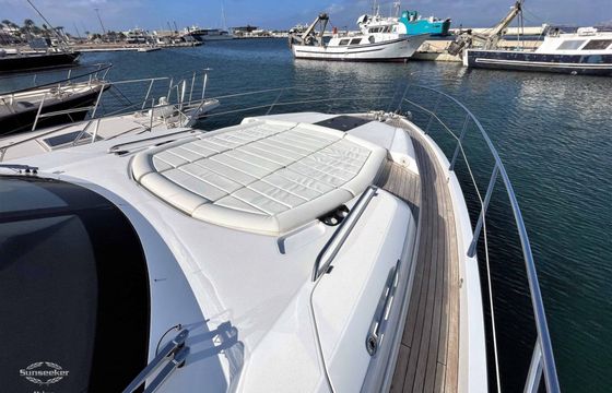Motor yacht Sunseeker Predatory 68 1270hp