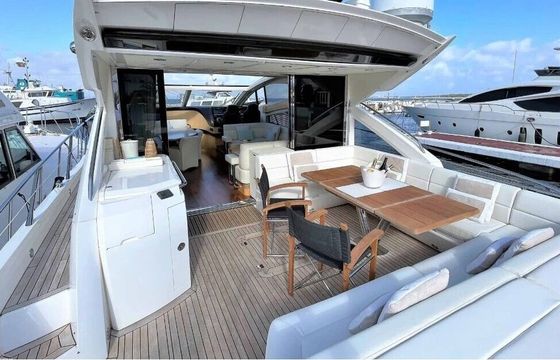 Motor yacht Sunseeker Predatory 68 1270hp