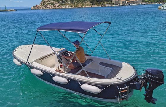 Motorboat Betina 500 10hp