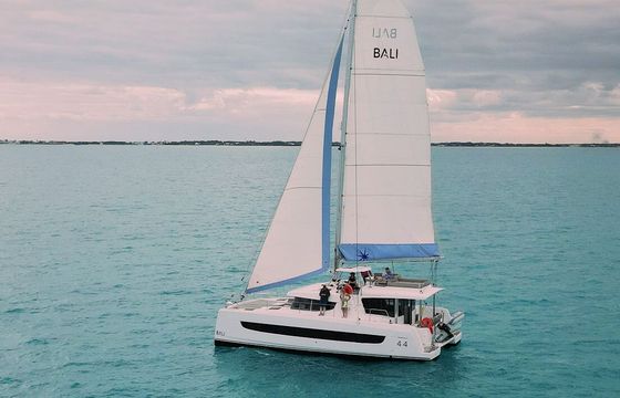 Catamaran Catana Group Bali 4.4 - 4 + 1 cab. 13.5m