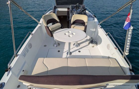 Motorboat Beneteau Flyer 5.5 SUNdeck 140hp