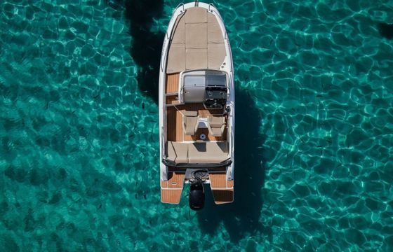 Motorboat Quicksilver Activ 605 Sundeck 150hp