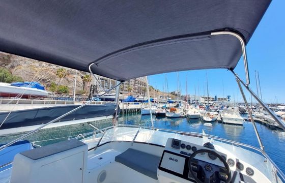 Motorboat Voyage Stealth 420 880hp