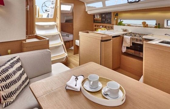 Sailboat Jeanneau Sun Odyssey 440 14m