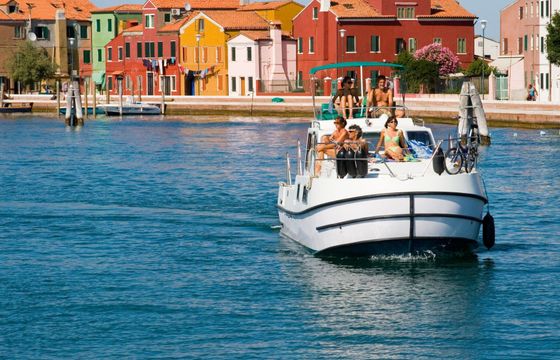 Houseboat New Con Fly First 30hp