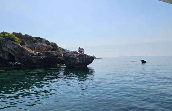Motorboat Jeanneau Lamparo