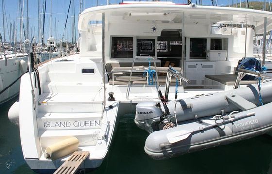 Catamaran Lagoon-Bénéteau Lagoon 450 F - 4 + 2 cab. 13.96m