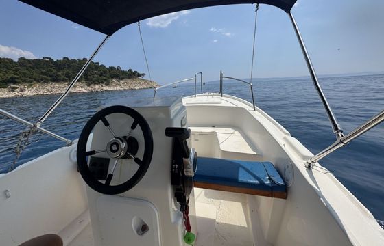 Boat without licence Ven Ven 501