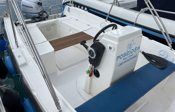 Boat without licence Ven Ven 501