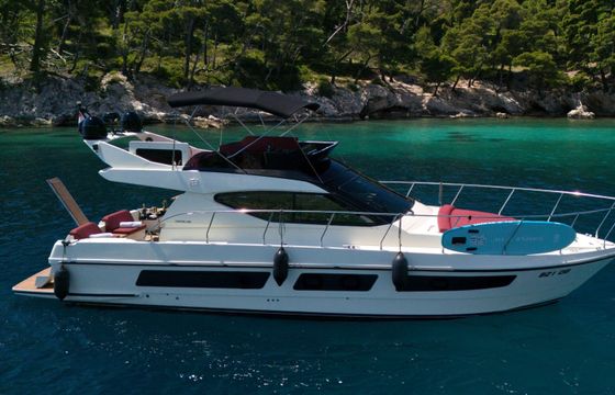 Motorboat Ferretti 43 FLY 850hp